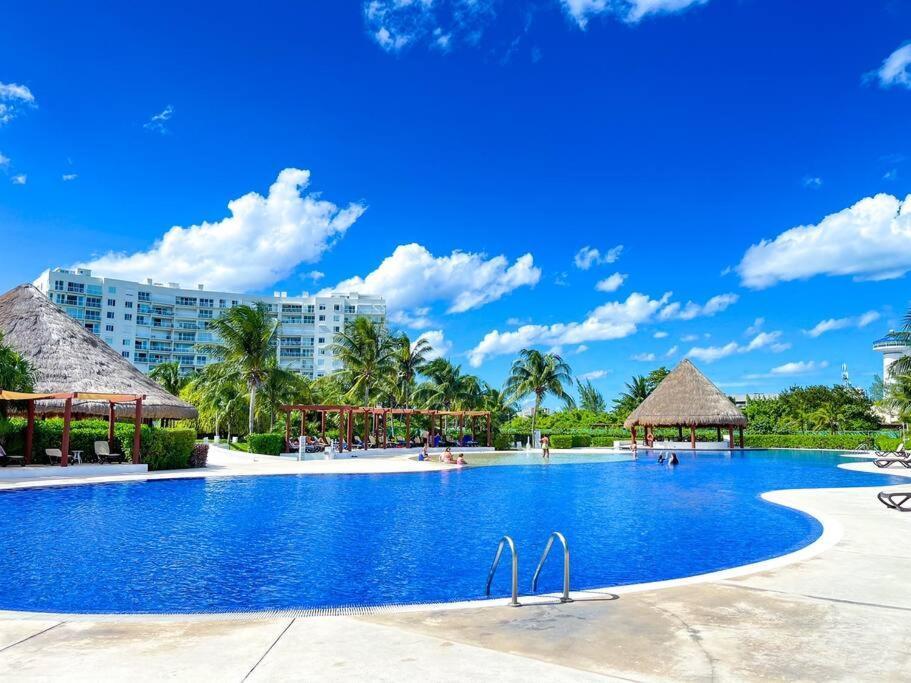 Punta Me Luxury Apartments Ocean View & Beach Front In Amara Cancun Ngoại thất bức ảnh