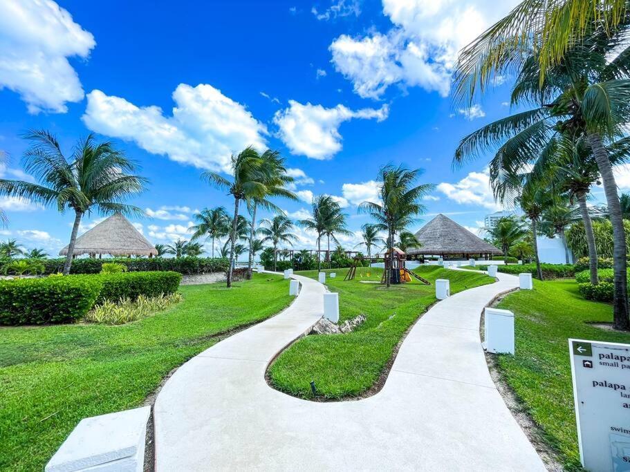 Punta Me Luxury Apartments Ocean View & Beach Front In Amara Cancun Ngoại thất bức ảnh